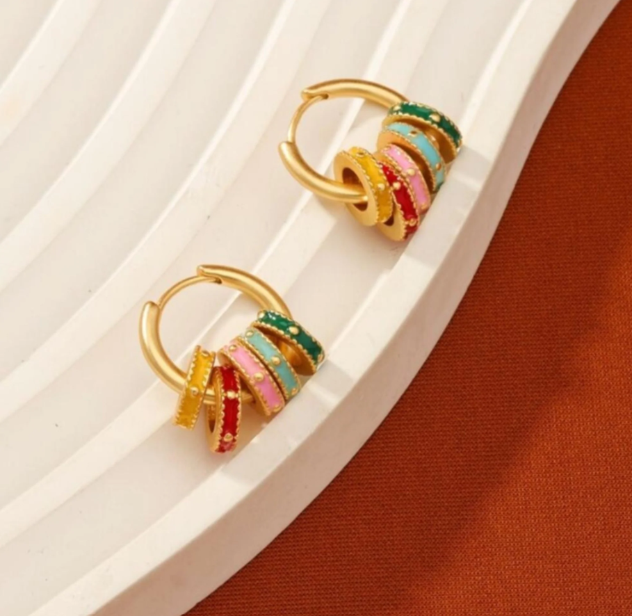 Pastel Dream: Golden Clover & Geo Hoops