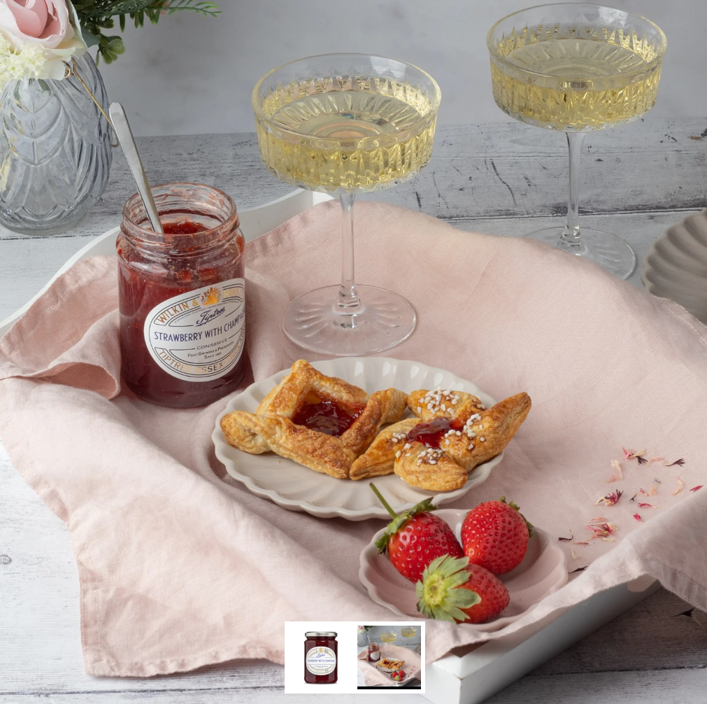 Tiptree Strawberry with Champagne Conserve – Artisanal Royal Warrant Summer Fruit Reserve (340g)